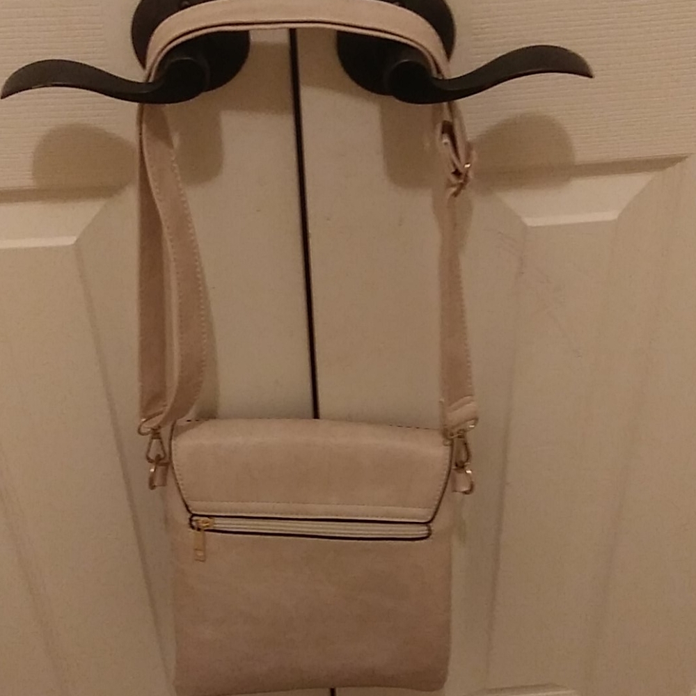 Purse - Picture 2 of 2